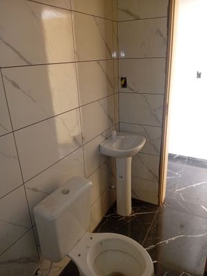 Image 8 - 885484