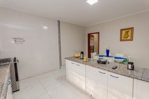 Image 31 - 885486