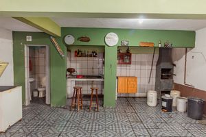Image 39 - 885486
