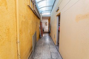 Image 42 - 885486