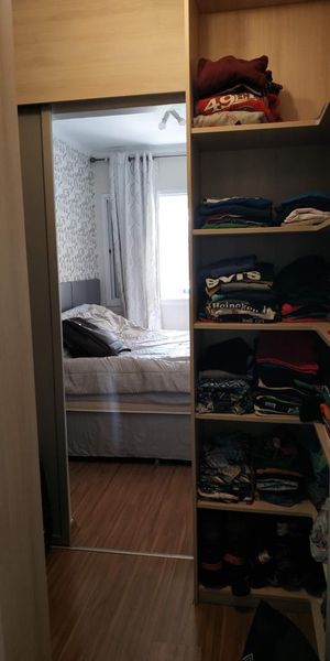 Image 4 - 885492