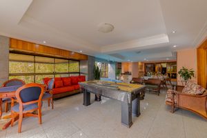 Image 13 - 885516
