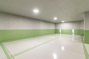 Image 18 - 885521
