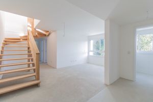 Image 10 - 885522