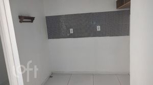 Image 7 - 885526