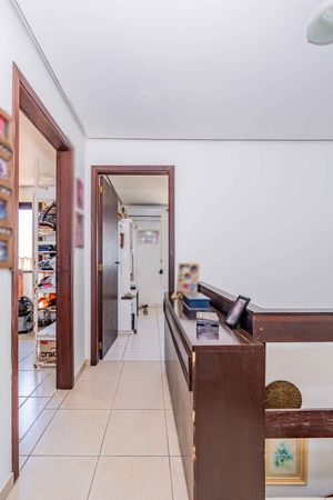 Image 18 - 885533