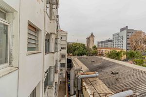 Image 9 - 885555