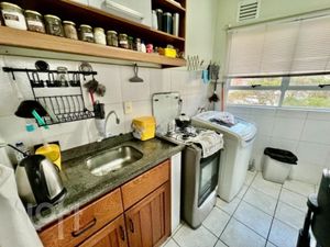 Image 4 - 885557