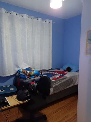 Image 4 - 885564