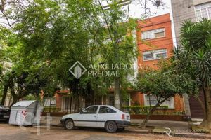 Image 32 - 885566
