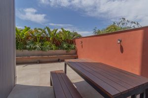 Image 8 - 885573