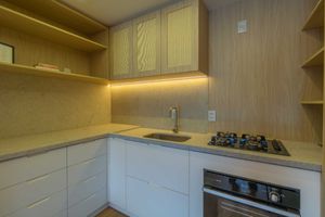 Image 19 - 885573