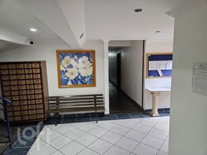 Image 15 - 885597