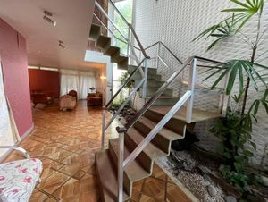 Image 4 - 885601