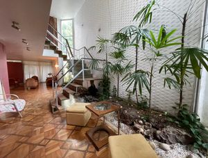 Image 5 - 885601