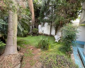 Image 21 - 885601