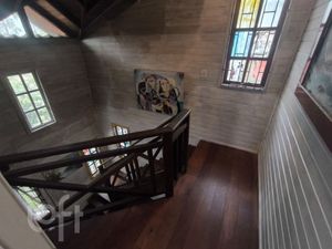 Image 17 - 885604