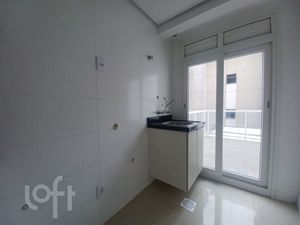 Image 1 - 885606