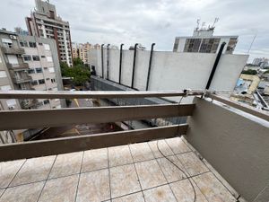 Image 8 - 885609