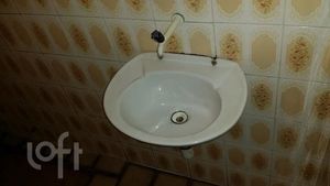 Image 8 - 885621