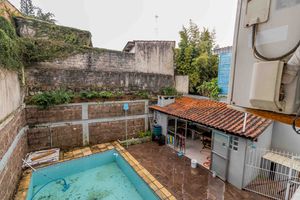 Image 4 - 885622