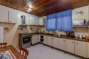 Image 35 - 885622