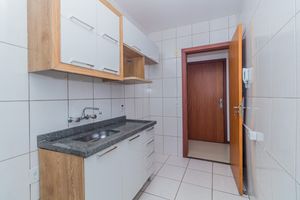 Image 19 - 885626