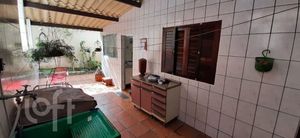 Image 22 - 885633