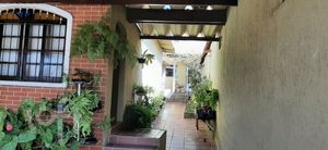 Image 36 - 885633