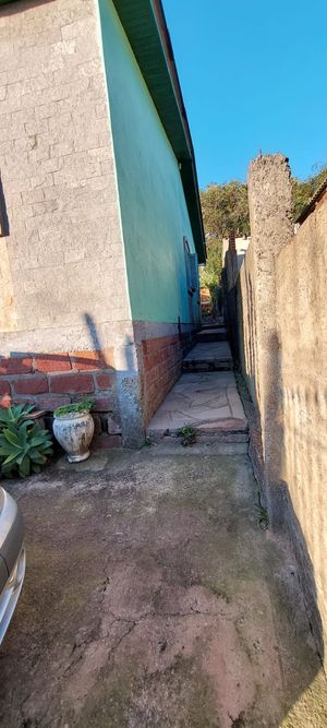 Image 24 - 885640