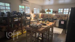 Image 23 - 885643