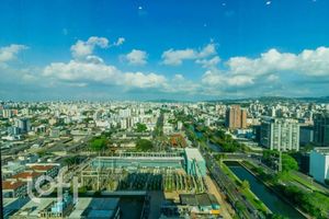 Image 31 - 885645