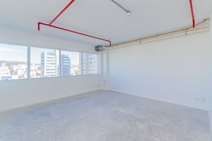 Image 11 - 885649