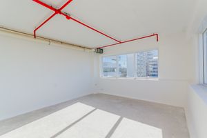 Image 47 - 885649