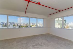 Image 70 - 885649