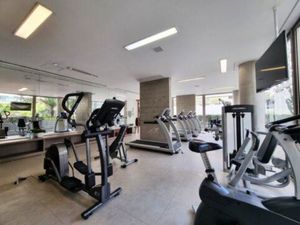 Image 15 - 885653