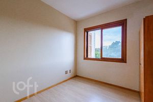 Image 15 - 885655