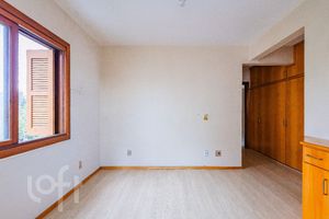 Image 14 - 885655