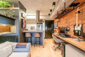 Image 9 - 885658