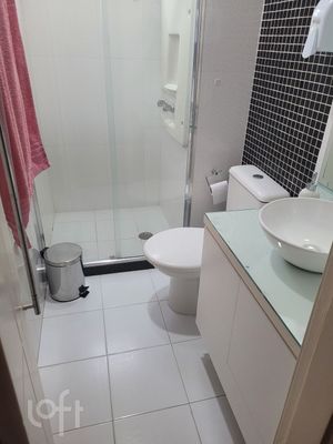 Image 19 - 885693