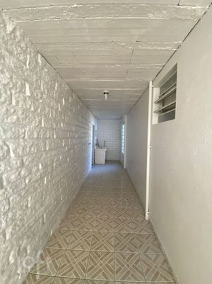 Image 7 - 885705
