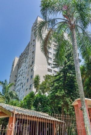 Image 17 - 885707