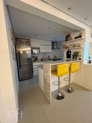 Image 9 - 885709