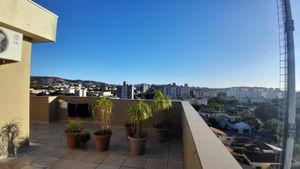 Image 15 - 885715