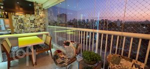 Image 4 - 885719