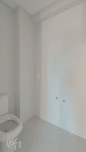 Image 10 - 885731