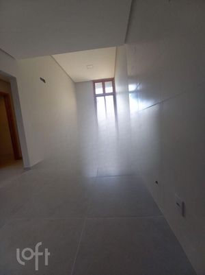 Image 21 - 885734