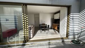 Image 17 - 885737