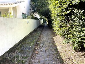 Image 34 - 885737