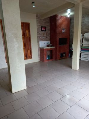 Image 3 - 885743